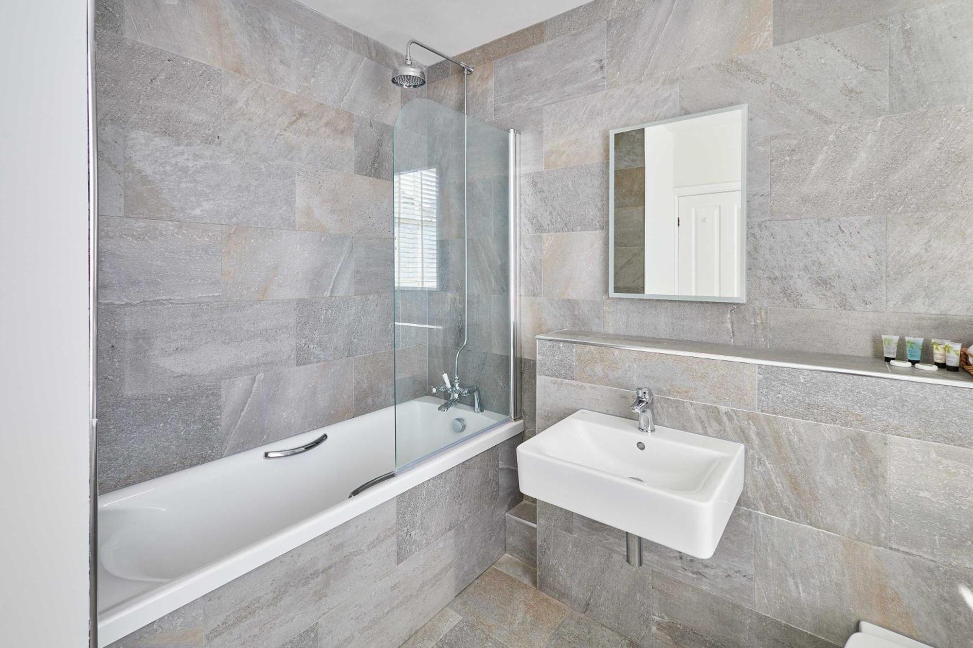 Host & Stay - The Raven Hotel Much Wenlock Bilik gambar